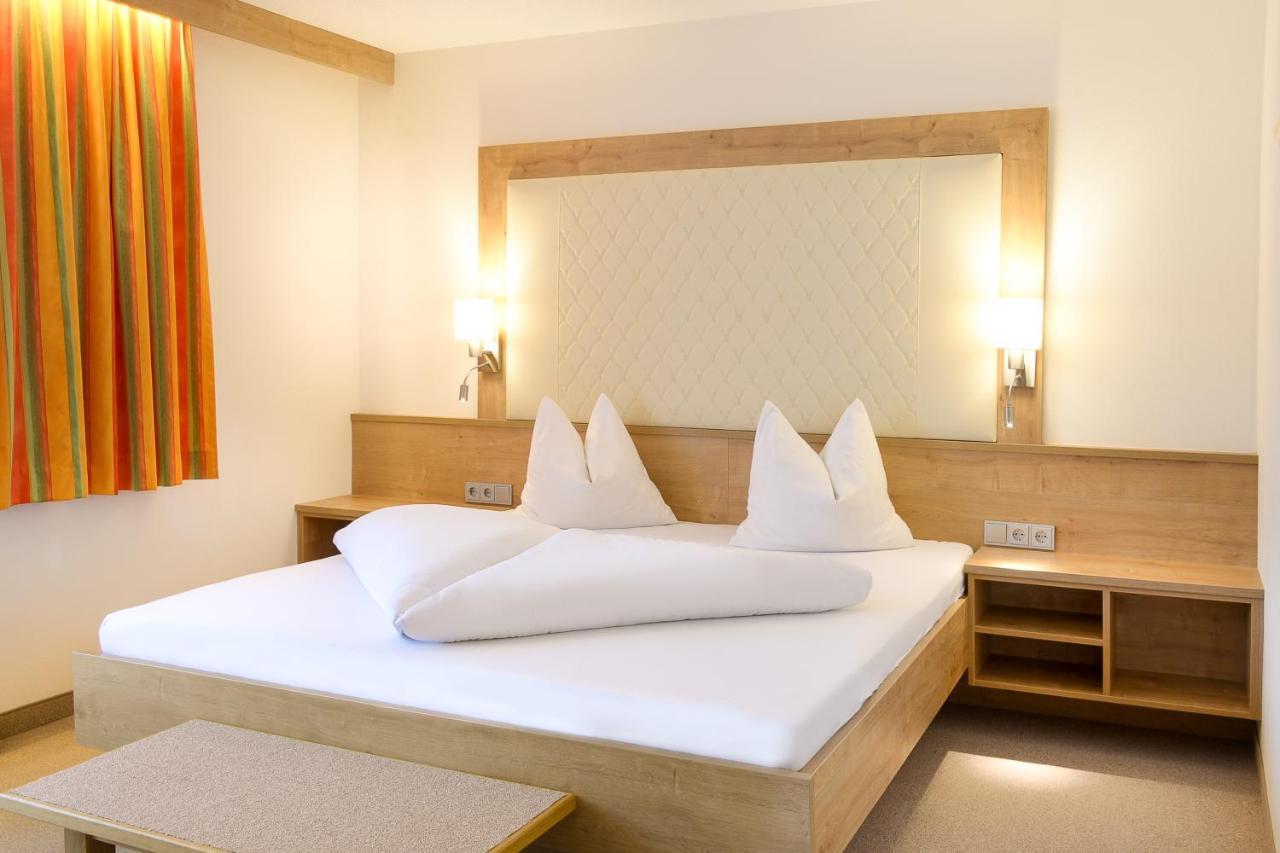 Ferienhotel Elvira เทียร์ซี ภายนอก รูปภาพ